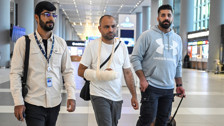 İsrail askerlerinin yaraladığı AA foto muhabiri İstanbul'a getirildi