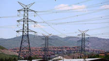 Türkiye enerjide çağ atladı! Elektrik kurulu gücü 105 bin megavatı aştı