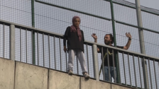 Kağıthane TEM Otoyolu'nda intihar girişiminde bulunan kişi trafiği kilitledi!