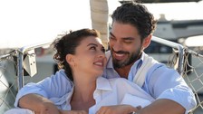 Ruhun Duymaz'ın Onur'u Şükrü Özyıldız'ın yeni aşkına bir bakın! Gönlünü yerli Dua Lipa'ya kaptırdı