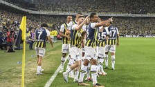 Fenerbahçe Başakşehir'i farklı mağlup etti! Liderlik koltuğunu tekrar aldı
