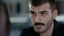 Son Dakika: Ezel dizisinde 'Dayı'nın gençliğini oynamıştı: Ufuk Bayraktar'ın sahibi olduğu kafede silahlı saldırı! Yaralılar var