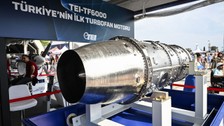 Türkiye'nin milli uçak motoru TEI-TF6000 TEKNOFEST İzmir'de ilgi gördü