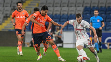 Başakşehir Gaziantep karşısında 2 golle 3 puana uzandı