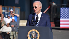 Filistin destekçisi bir protestocu ABD Başkanı Biden'ın sözlerini kesti! Gazze'nin yaşamasına izin verin