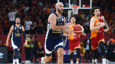 Potadaki derbide kazanan Fenerbahçe: Galatasaray'a 10'dan fazla fark attı