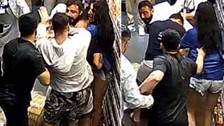 İzmir'de bir markette 'omuz attın' cinayeti! O anlar güvenlik kamerasında