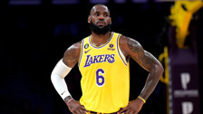 Los Angeles Lakers Davis-LeBron ikilisiyle Phoenix Suns'ı yendi