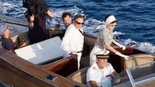 Haluk Bilginer ve Angelina Jolie'nin oynadığı 'Maria' filminin setinden fotoğraflar geldi!