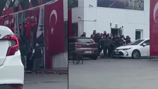 Pendik'te annesini darbeden şahıs çevredekilerin saldırısına uğradı!