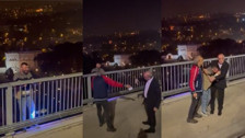 Köprüde intihara kalkışan vatandaşa Abdurrahim Albayrak yetişti! Yanındaki kişinin sözleri dikkat çekti: Köprü burada, halledemezsen gelirsin yine