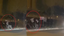 Bursa'da iki grubun kavgası caddeyi ringe çevirdi! O anlar kamerada
