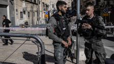Doğu Kudüs'te İsrail polisine bıçaklı saldırı!