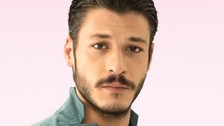 Başarılı oyuncu Kubilay Aka 2 ayda 16 kilo verdi... Son hali görenleri şaşırttı! Zayıflama sırrı ortaya çıktı
