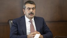 Milli Eğitim Bakanı Tekin öğretmenlere ikramiye çağrısı hakkında açıklama yaptı! "Kendi politikalarımızı kendimiz belirliyoruz"