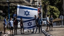 Yakınları Gazze'de esir olan İsrail halkı takas için Tel Aviv'den Batı Kudüs'e yürüdü