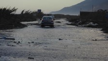Hatay’da deniz taştı! iş yerleri ve caddeler su altında kaldı