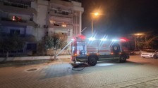 İzmir'de yemek yaparken yere düşen kadın, yangına sebep oldu