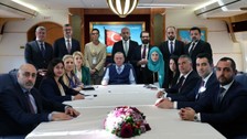 Cumhurbaşkanı Erdoğan Katar dönüşü uçakta soruları yanıtladı! Birleşmiş Milletlere alternatif bir teşkilat kurulacak mı?
