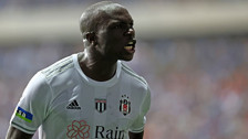 Aboubakar'dan saç ektirdiği iddialarına yalanlama