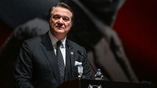 Hasan Arat Beşiktaş'ta kadro dışı kalan yıldızların son durumunu açıkladı