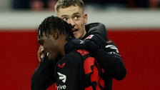 Bayer Leverkusen, Frankfurt'u 3 farkla yenerek liderliğini sürdürdü