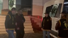 Interpol'ün kırmızı bültenle aradığı Iraklı 2 şahıs Yalova'da yakalandı
