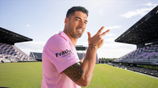 Inter Miami Luis Suarez'i renklerine bağladı