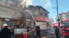 Sivas'ta çatı yangını paniğe sebep oldu