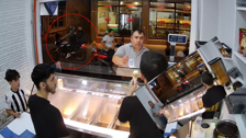 Beyoğlu'nda silahlı saldırı! Manavda alışveriş yaparken kurşun yağdırdılar