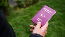 Son Dakika: Yeni kimlik, pasaport, ehliyet fiyatları belli oldu! Karar Resmi Gazete'de yayımlandı