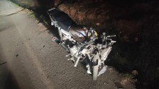 Antalya'da motosiklet kamyonete çarptı: 1 ağır yaralı