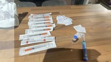 İngiltere'de bir kadın internetten aldığı zayıflama iğnesini kullandıktan sonra ölümden döndü