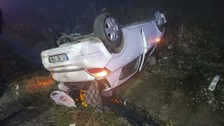 Batman'da sürücüsünün kontrolünden çıkan araç takla attı: 5 yaralı