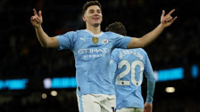 Manchester City aldığı 3 puanla birlikte zirveyle farkı azalttı