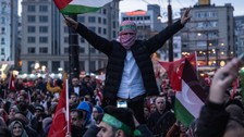 Dünya Galata Köprüsü'ndeki "Şehitlerimize Rahmet, Filistin'e Destek, İsrail'e Lanet" yürüyüşünü konuşuyor: Galata’da ne çok şey kaçırdınız