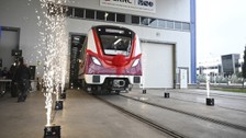 Bakan Uraloğlu müjdeyi verdi! Sürücüsüz yerli tren seti raylara hazır