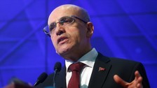 Son Dakika: Hazine ve Maliye Bakanı Şimşek'ten gençlere kara para uyarısı