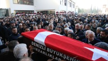 Cesedi Yunanistan'ın Sisam Adası'na vuran Denizlili iş adamı toprağa verildi