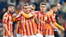 Son Dakika! Galatasaray, Ümraniyespor'u 4-1 yendi ve Ziraat Türkiye Kupası'nda son 16 turuna yükseldi