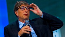 Kovid-19 aşısıyla insanlara çip takmakla suçlanan Bill Gates: Neden senin nerede olduğunla ilgileneyim