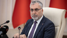 Çalışma ve Sosyal Güvenlik Bakanı Vedat Işıkhan'dan yeni emeklilik sistemi açıklaması