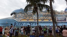 Dünyanın en büyük yolcu gemisi ABD'nin Florida eyaletinden yola çıktı