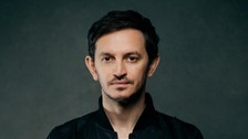 DJ Burak Yeter tarih yazmaya hazırlanıyor: Uzayda performans sergileyecek