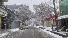 Afganistan'ın başkenti Kabil'de en yoğun kar yağışı