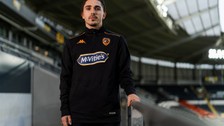 Hull City, milli oyuncu Abdülkadir Ömür'ün ilk kez forma giydiği maçta Swansea'ye kaybetti
