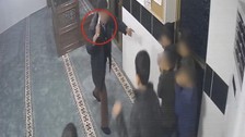 Diyarbakır'da camide Kur'an-ı Kerim eğitimi alan çocuklara bıçak çekti!