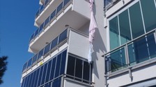 Denizli'de firari hükümlü 5. kattan çarşafla kaçmaya çalışırken yakalandı