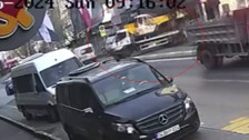 Beyoğlu'nda meydana gelen vinç kazasının kamera görüntüleri ortaya çıktı