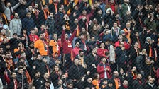 Beşiktaş-Galatasaray derbisinde sarı-kırmızılı taraftarlar da stadyuma alınacak